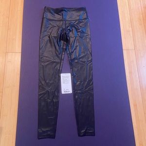 NWOT Ivivva Rhythmic Tight *Shine size 12 Black leggings